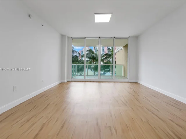 3340 NE 190th St # 502, Aventura FL 33180