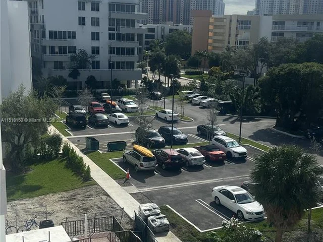 250 180th Dr # 552, Sunny Isles Beach FL 33160