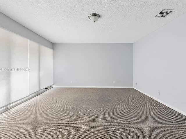 878 NW 81st Way, Plantation FL 33324