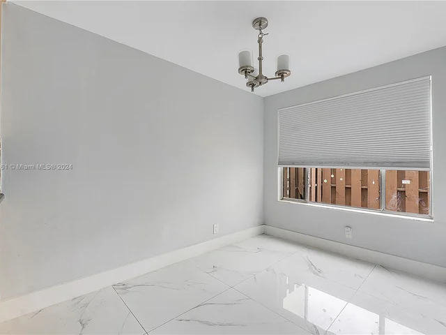 878 NW 81st Way, Plantation FL 33324