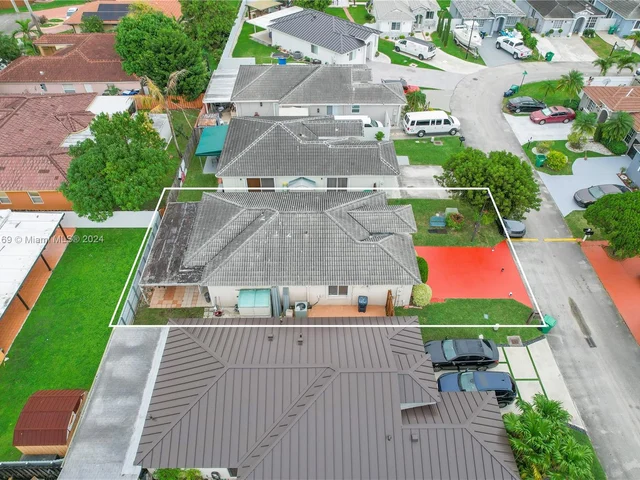 13868 SW 151st Ct, Miami FL 33196