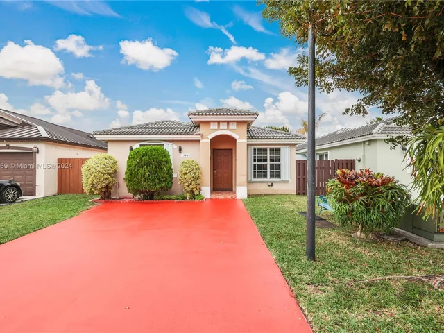 13868 SW 151st Ct, Miami FL 33196