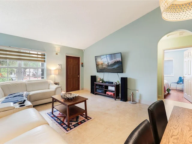 13868 SW 151st Ct, Miami FL 33196