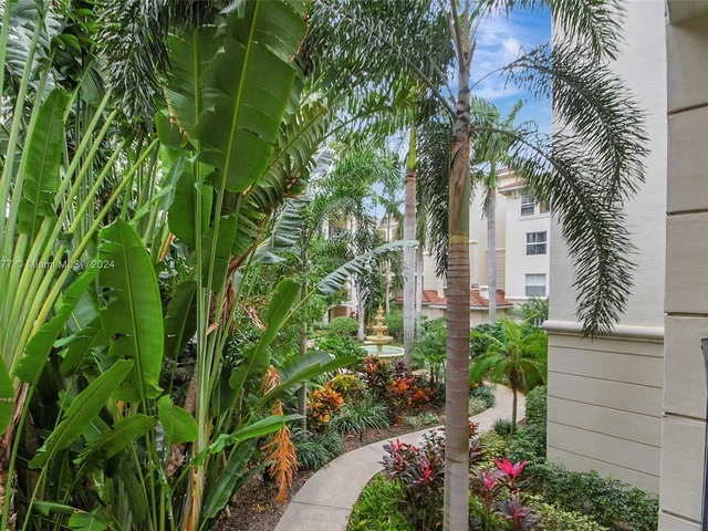 2206 Tuscany Way # 2206, Boynton Beach FL 33435