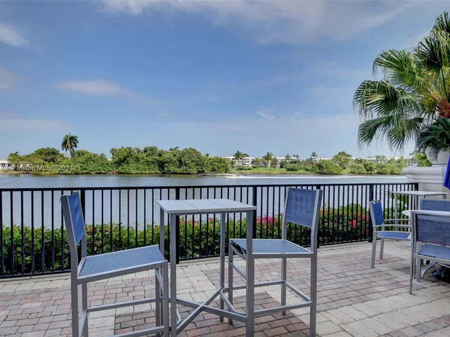 2206 Tuscany Way # 2206, Boynton Beach FL 33435