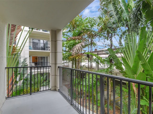 2206 Tuscany Way # 2206, Boynton Beach FL 33435