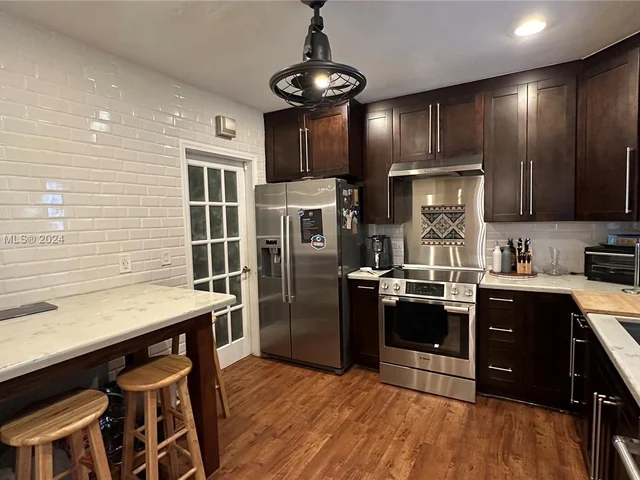 441 Sansovino Ave, Coral Gables FL 33146