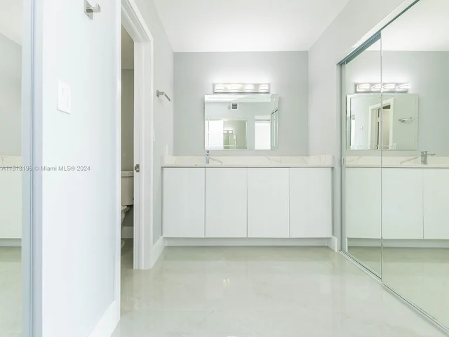 20505 E Country Club Dr # 634, Aventura FL 33180