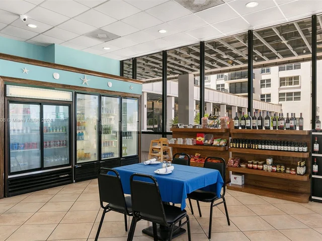 2301 S Ocean Dr # 1806, Hollywood FL 33019