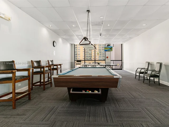 2301 S Ocean Dr # 1806, Hollywood FL 33019