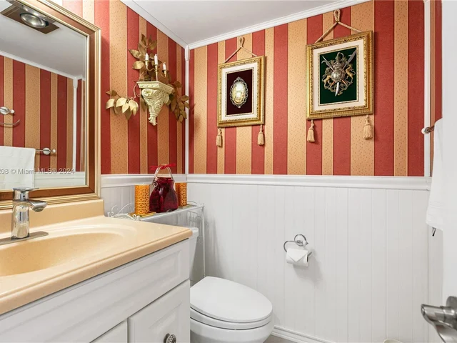 2301 S Ocean Dr # 1806, Hollywood FL 33019