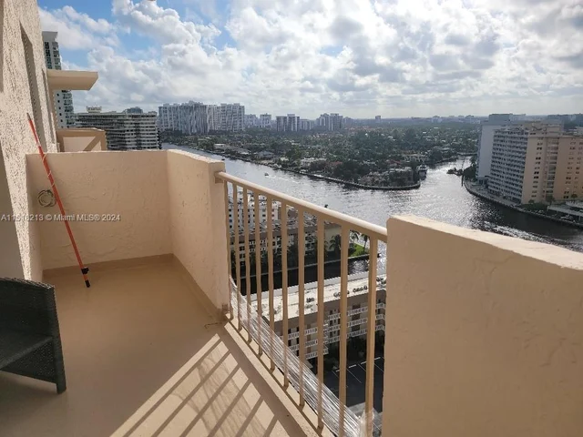 1865 S Ocean Dr # 20K, Hallandale Beach FL 33009