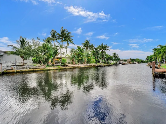 1466 NE 55th St, Fort Lauderdale FL 33334