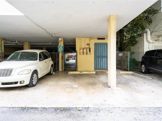 915 Jefferson Ave # 2C, Miami Beach FL 33139