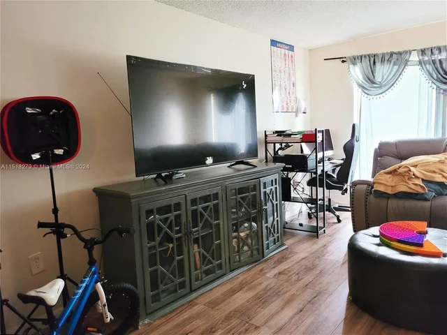 12035 NE 2nd Ave # A117, North Miami FL 33161