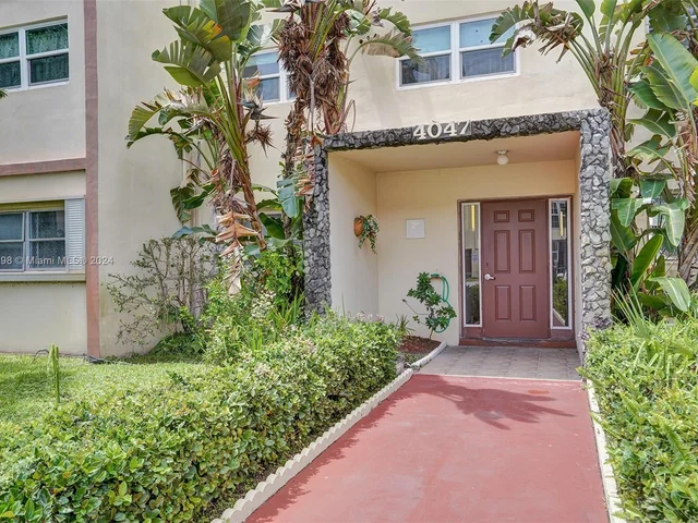 4047 NW 16th St # 206, Lauderhill FL 33313