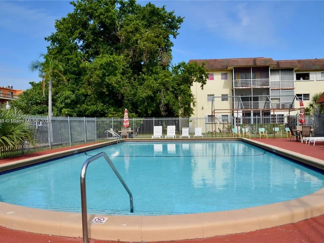 4047 NW 16th St # 206, Lauderhill FL 33313