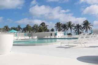 5255 Collins Ave # 3C, Miami Beach FL 33140