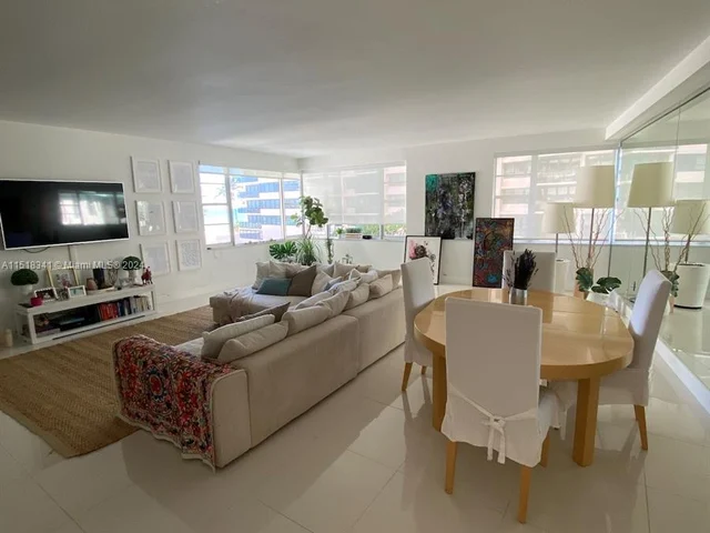 5255 Collins Ave # 3C, Miami Beach FL 33140