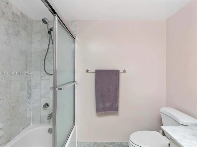 2401 S Ocean Dr # 1106, Hollywood FL 33019