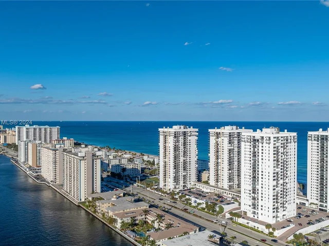 2401 S Ocean Dr # 1106, Hollywood FL 33019