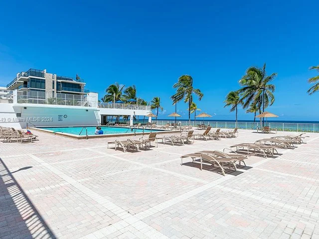 2401 S Ocean Dr # 1106, Hollywood FL 33019
