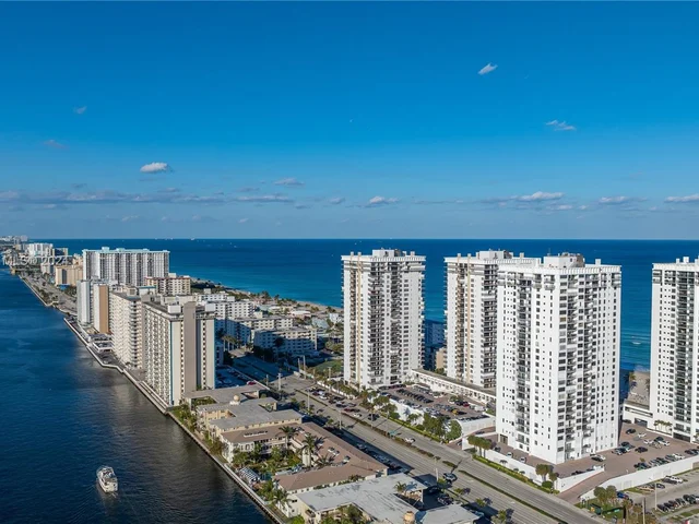 2401 S Ocean Dr # 1106, Hollywood FL 33019