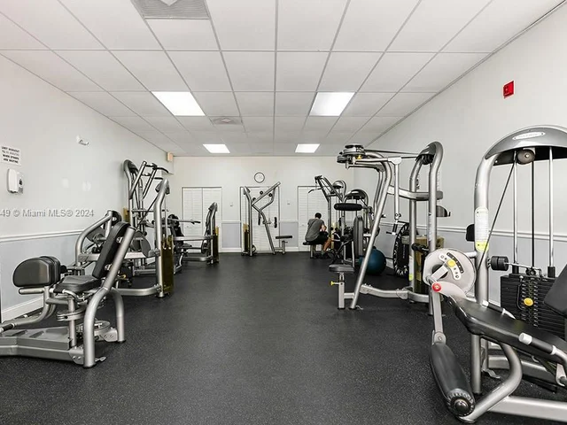 2401 S Ocean Dr # 1106, Hollywood FL 33019