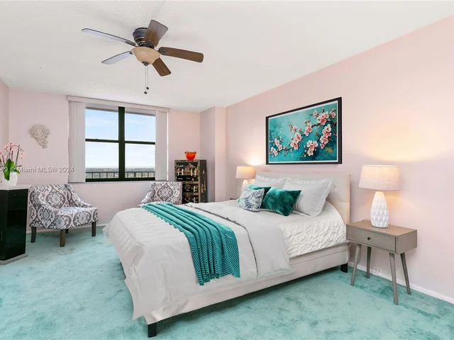 2401 S Ocean Dr # 1106, Hollywood FL 33019