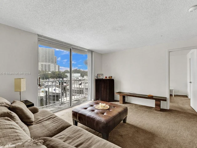 1720 NW N River Dr # 210, Miami FL 33125