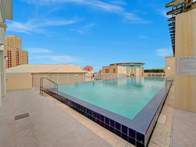 7270 SW 88th St # B407, Miami FL 33156