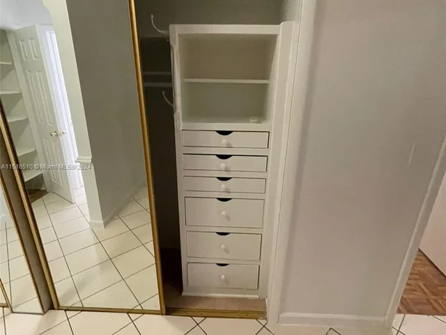 1600 NE 114th St # 302, Miami FL 33181