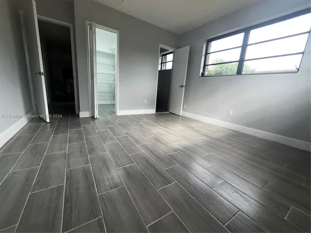 1230 NE 155th St, North Miami Beach FL 33162