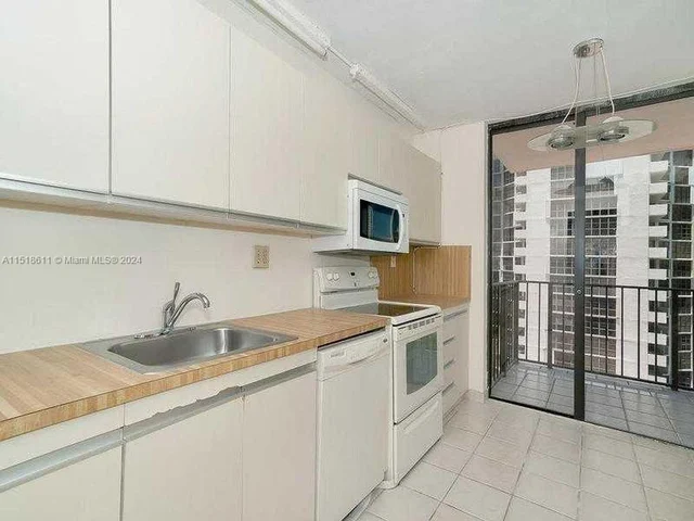 18151 NE 31st Ct # 1202, Aventura FL 33160