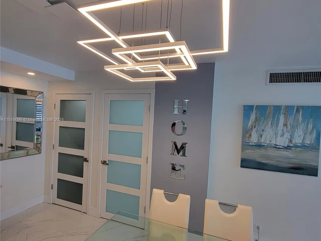 2030 S Ocean Dr # 1519, Hallandale Beach FL 33009