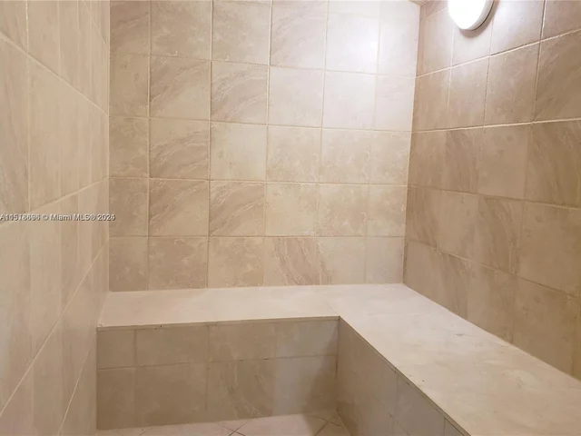 2030 S Ocean Dr # 1519, Hallandale Beach FL 33009