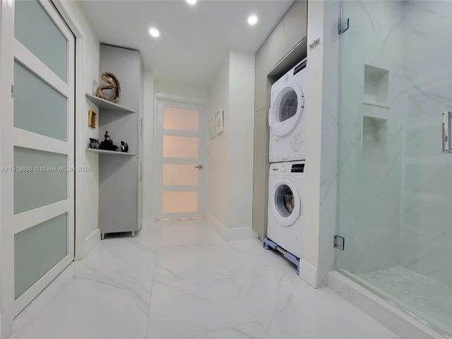 2030 S Ocean Dr # 1519, Hallandale Beach FL 33009