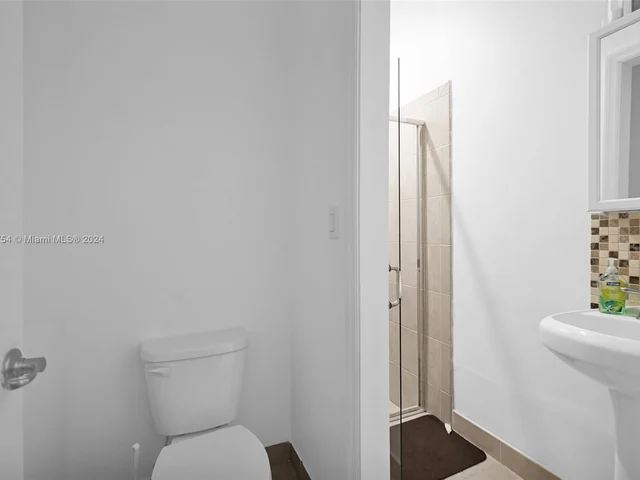 4173 NE 20th St, Homestead FL 33033