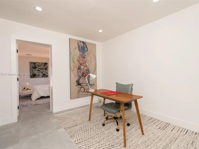 1900 SW 18th Ave, Miami FL 33145