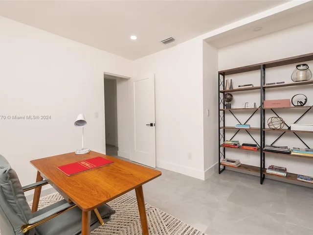 1900 SW 18th Ave, Miami FL 33145