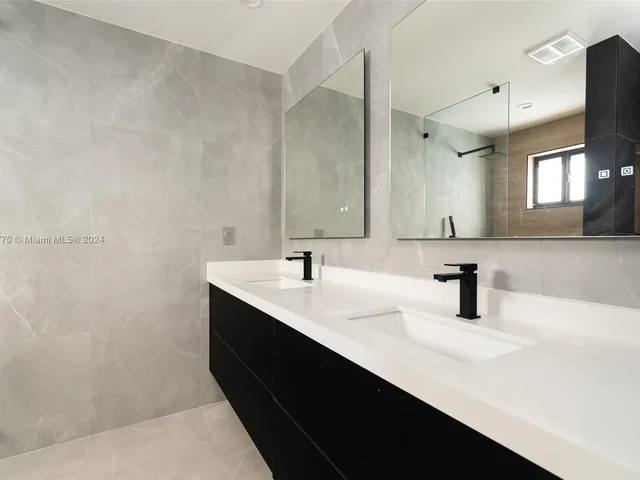 1900 SW 18th Ave, Miami FL 33145