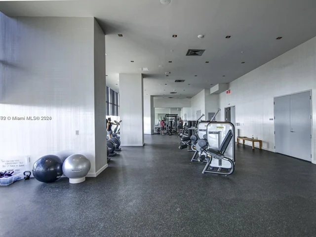 2900 NE 7th Ave # 5002, Miami FL 33137