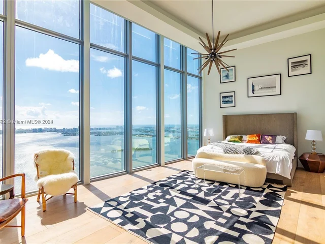 2900 NE 7th Ave # 5002, Miami FL 33137