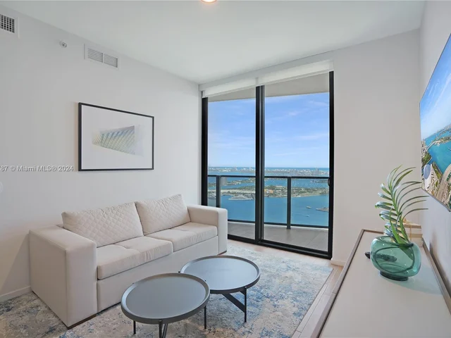 398 NE 5th St # 4610, Miami FL 33132