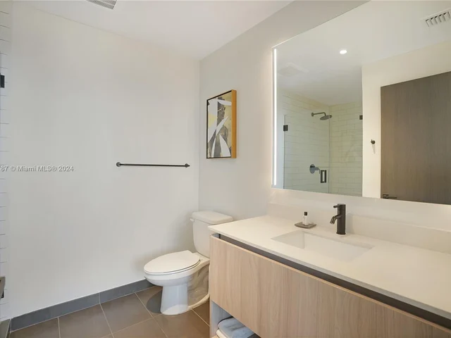 398 NE 5th St # 4610, Miami FL 33132