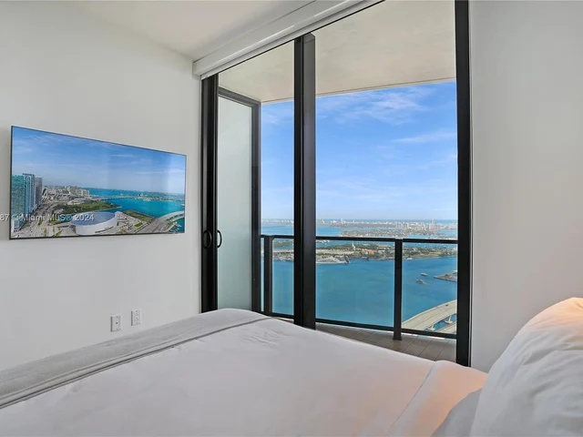 398 NE 5th St # 4610, Miami FL 33132