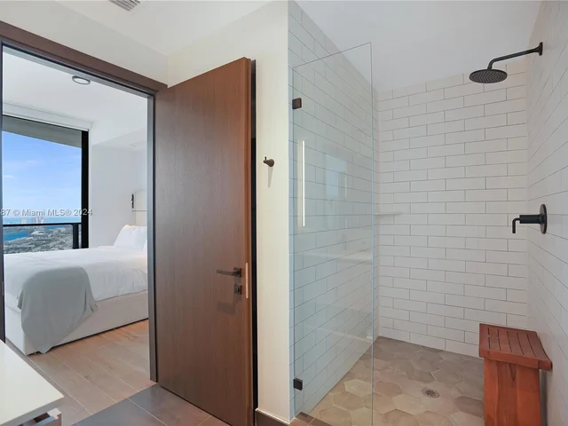 398 NE 5th St # 4610, Miami FL 33132