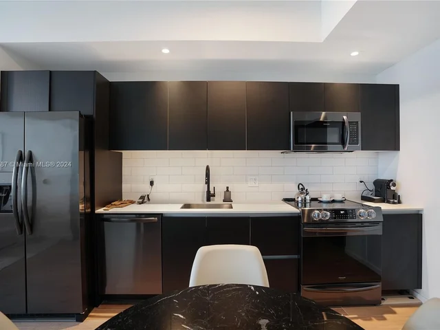 398 NE 5th St # 4610, Miami FL 33132