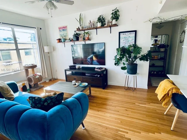 1061 Euclid Ave # 205, Miami Beach FL 33139