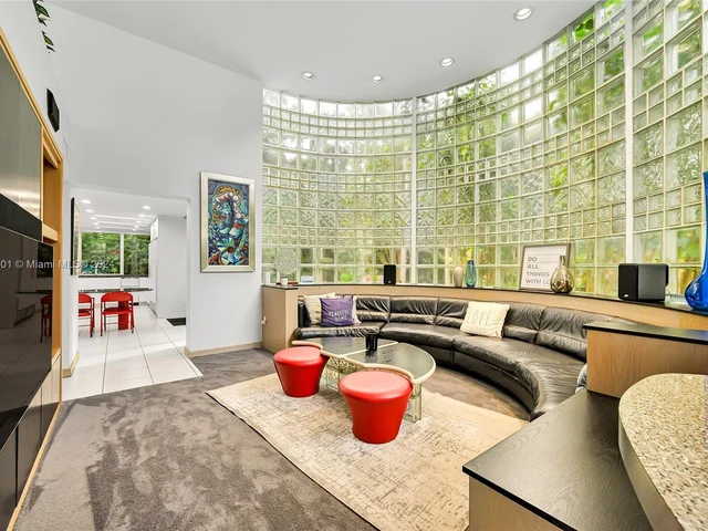 4994 Hammock Lake Dr, Coral Gables FL 33156